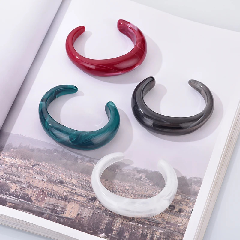 Vintage Bohemian Resin Cuff Charms Bracelets Bangles For Women Fashion Jewelry Acrylic Wide Open Wrist Geometric Bangle Pulseras 260120