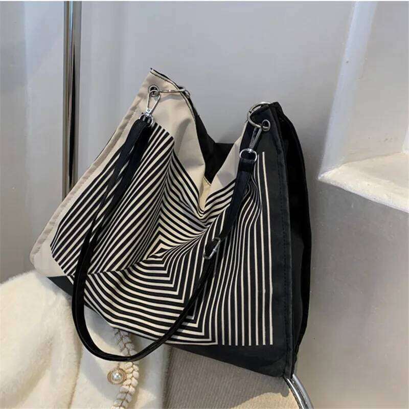 Women's Canvas Shoulder Bag Striped Printed Casual Totes Large Capacity For Ladies 2022 Fashion Vintage Armpit Shopping Handbag Y260205