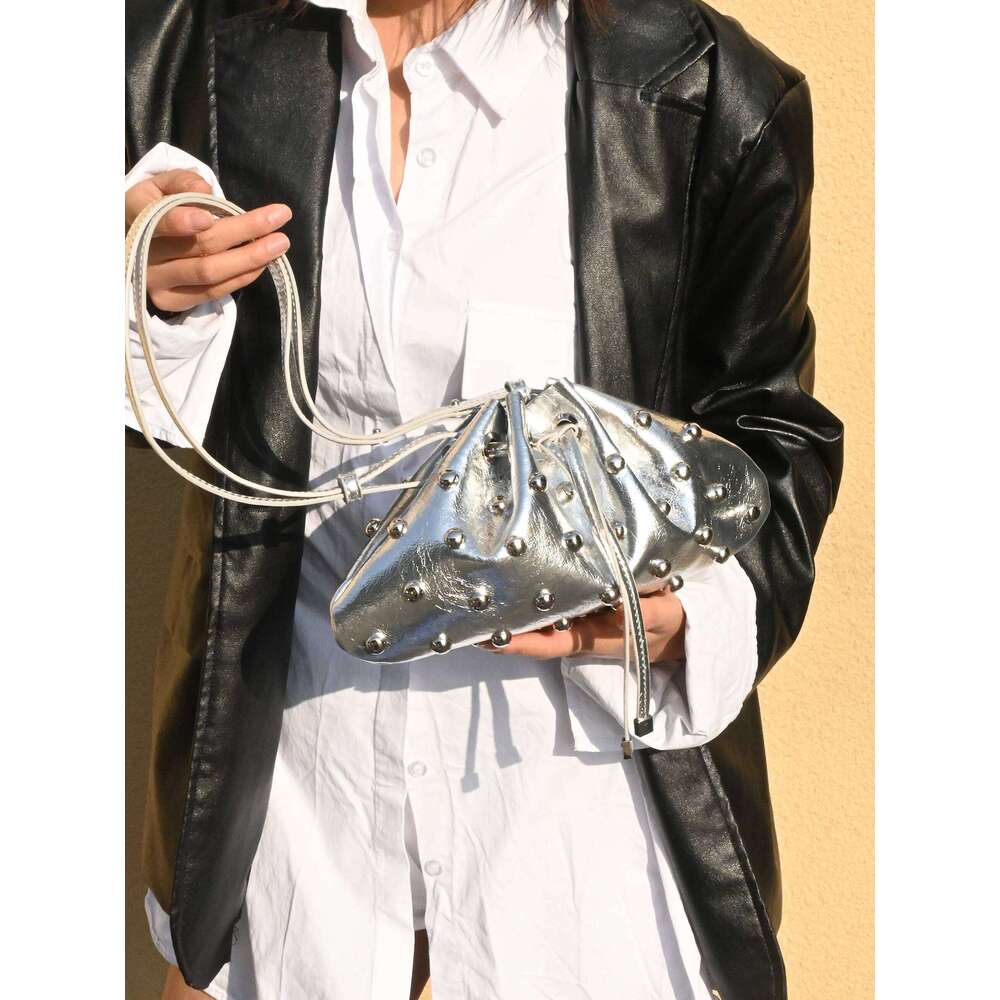 rivet hollow armpit women's versatile hand-held bucket bag 2025 New In Rivet Hollow Small Underarm Shoulder Y260205