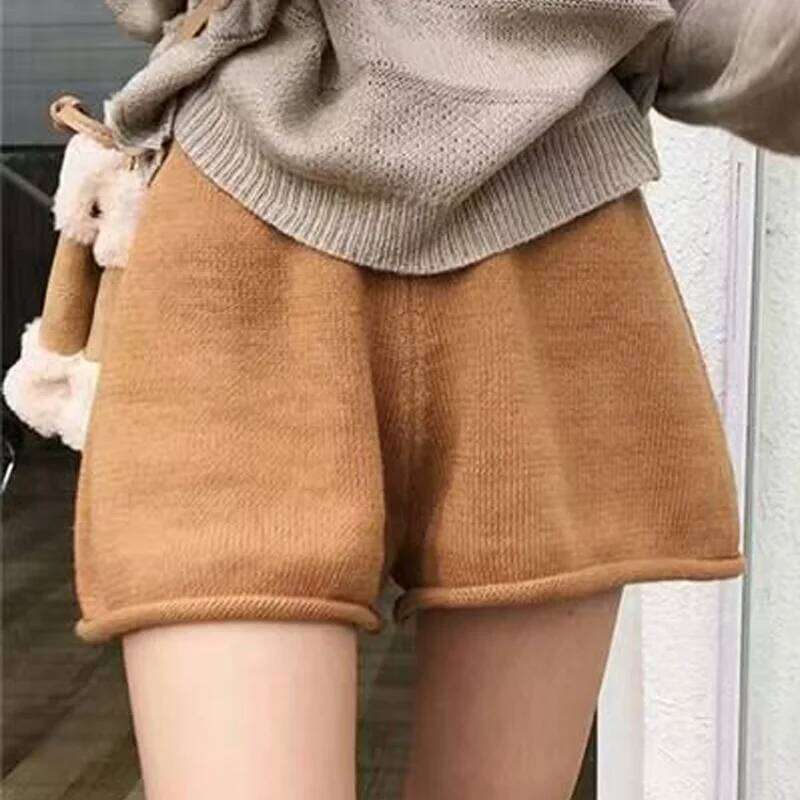 Knitted Warm Shorts Women Autumn Winter Korean 2025 Fashion Short High Waist Casual Solid Color Y2k Pants Cortos De Mujer XJ260206
