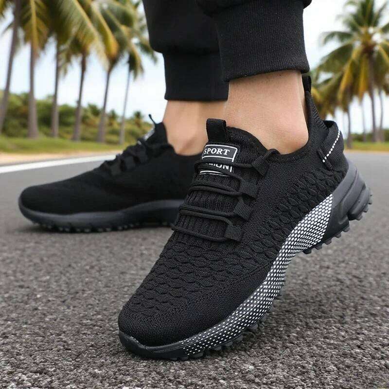 New 2025 Men Running Shoes Breathable Mesh Outdoor Grass Walking Gym Sneakers Comfortable Athletic Lightweight Training Footwear