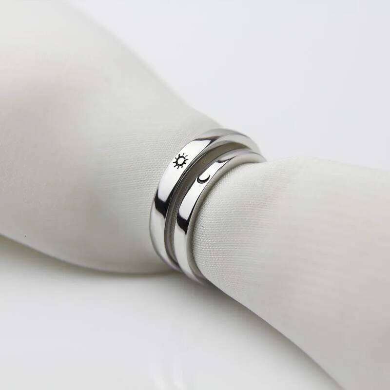 2Pcs Sliver Color Sun Moon Couple Rings for Women Men Simple Heart Matching Open Adjustable Finger Ring Set Wedding Jewelry Gift W260206