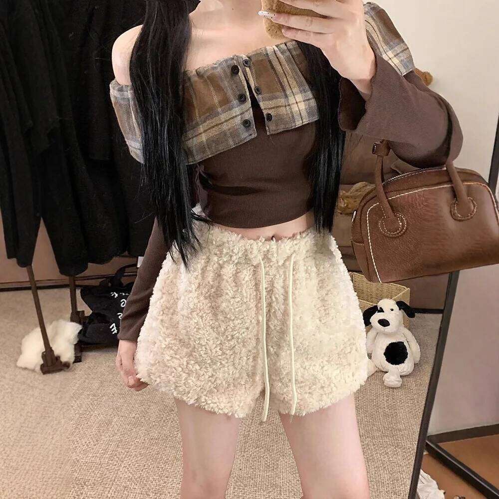 Korean Dongdaemun Winter New Style Elastic Drawstring Lamb Fur Shorts Women High Waist A- Line Casual Wide Leg Boot Pants XJ260206