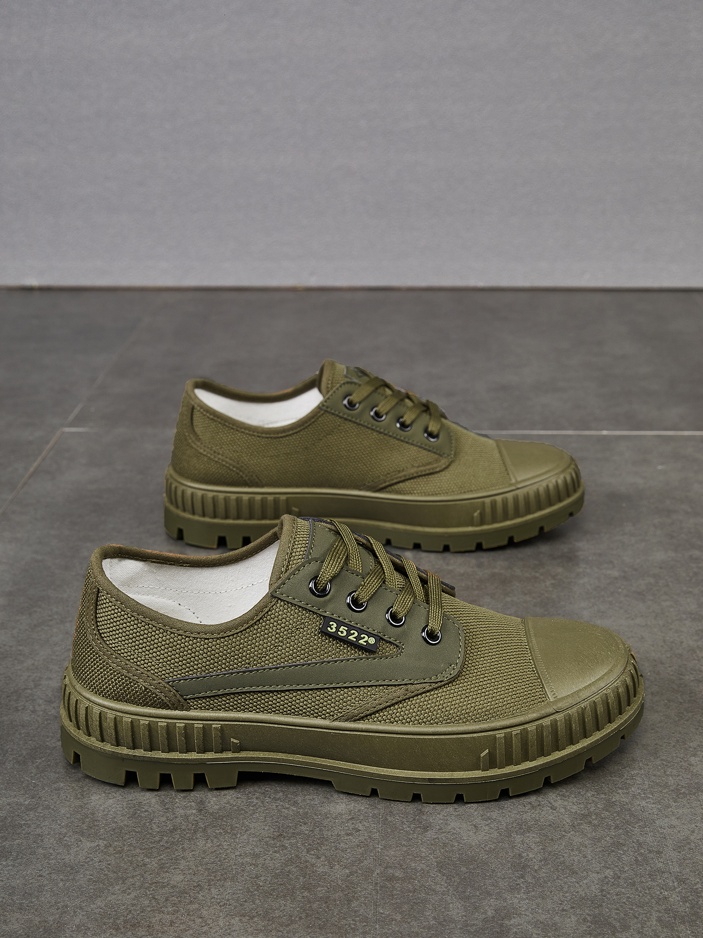 3522 Genuine Men's Safety Shoes with Solid Tire Soles, Wear-Resistant, Non-Slip, Breathable, Dirt-Resistant, Suitable for Construction Work