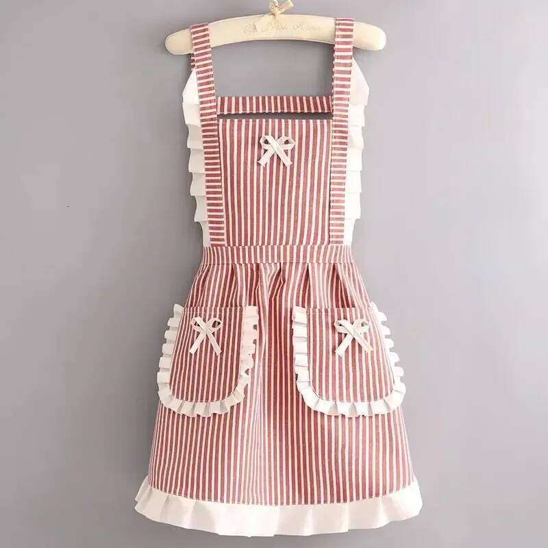 Korean Version Cotton and Linen for Women Cute Kitchen Home Cooking Breathable Fashionable Work Clothes Chef Apron S260205