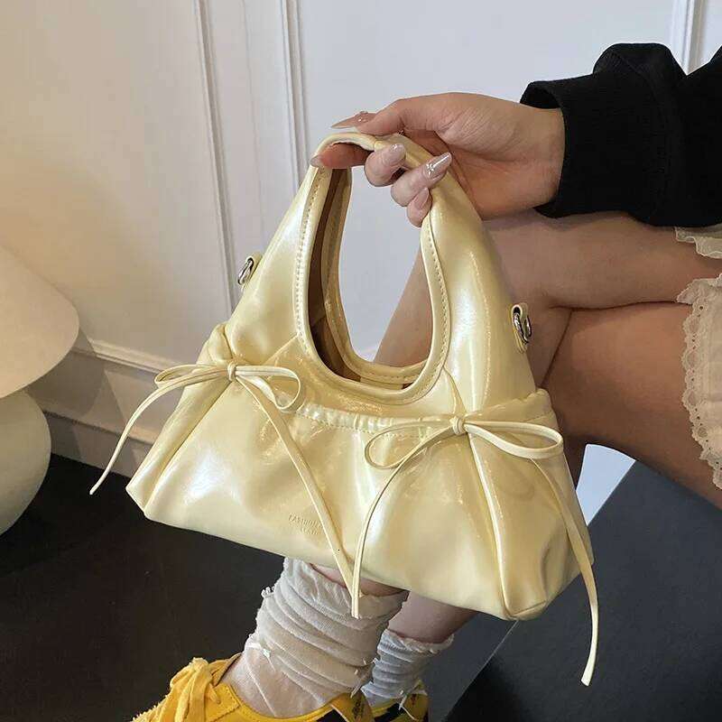 Women's Cute Kawaii Small New Summer Chic Versatile Crossbody Trendy Popular Held Handbag Sweet Style Hand Bag Y260205