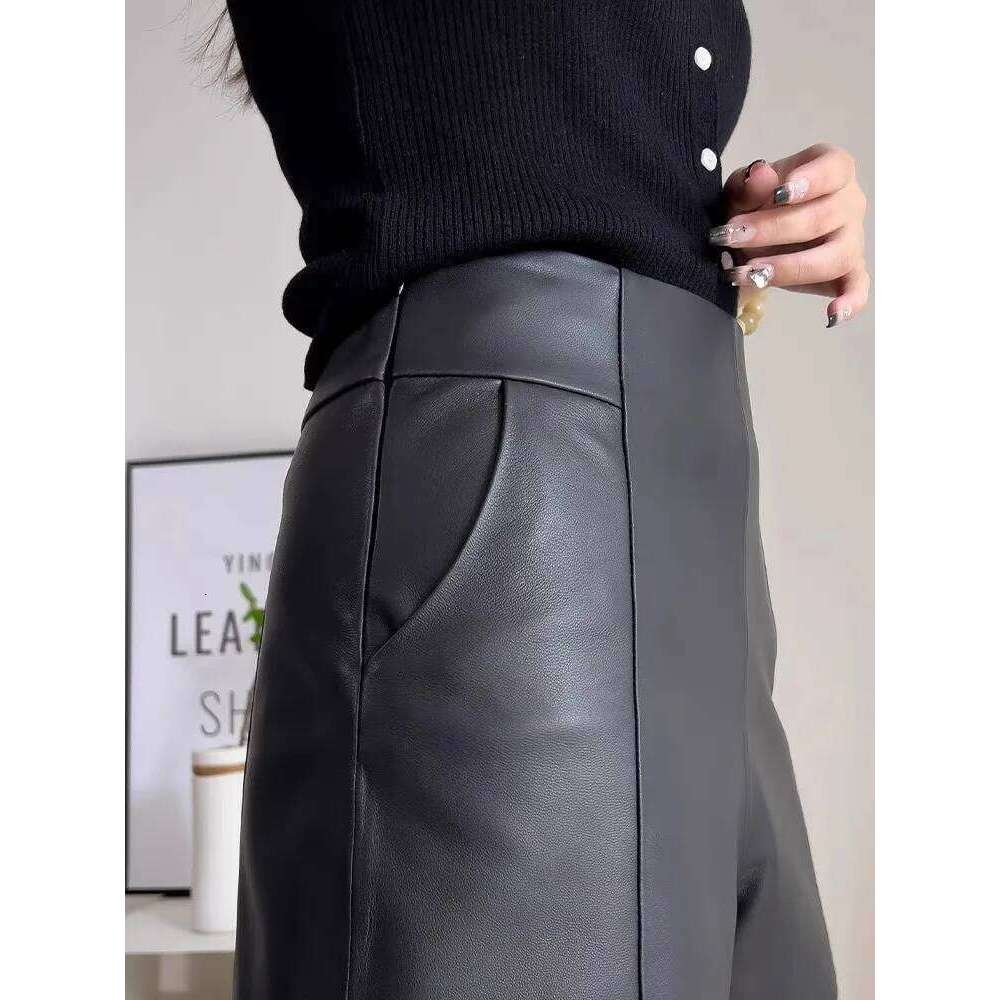 High Waist PU Leather Shorts Women's Loose Fit Base Layer Boot Pants Trendy Commute Style Comfortable Casual Cross-Border XJ260206