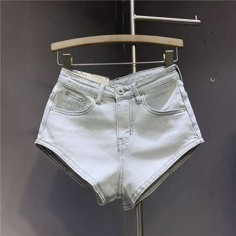 New 2026 Summer Women Sexy Denim Jeans Slim Shorts Feminino C260206