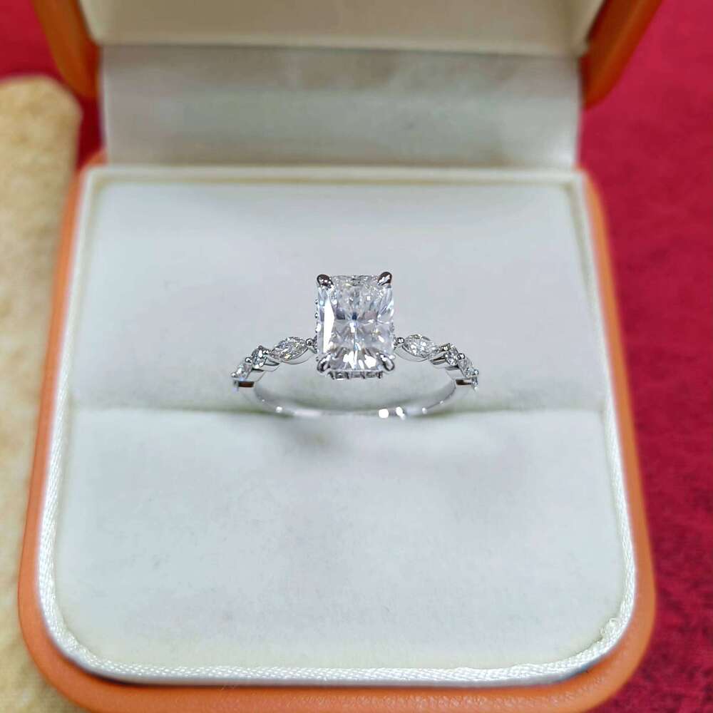 New Cut Moissanite Center 14K White Gold Ring For Weddings Men Band