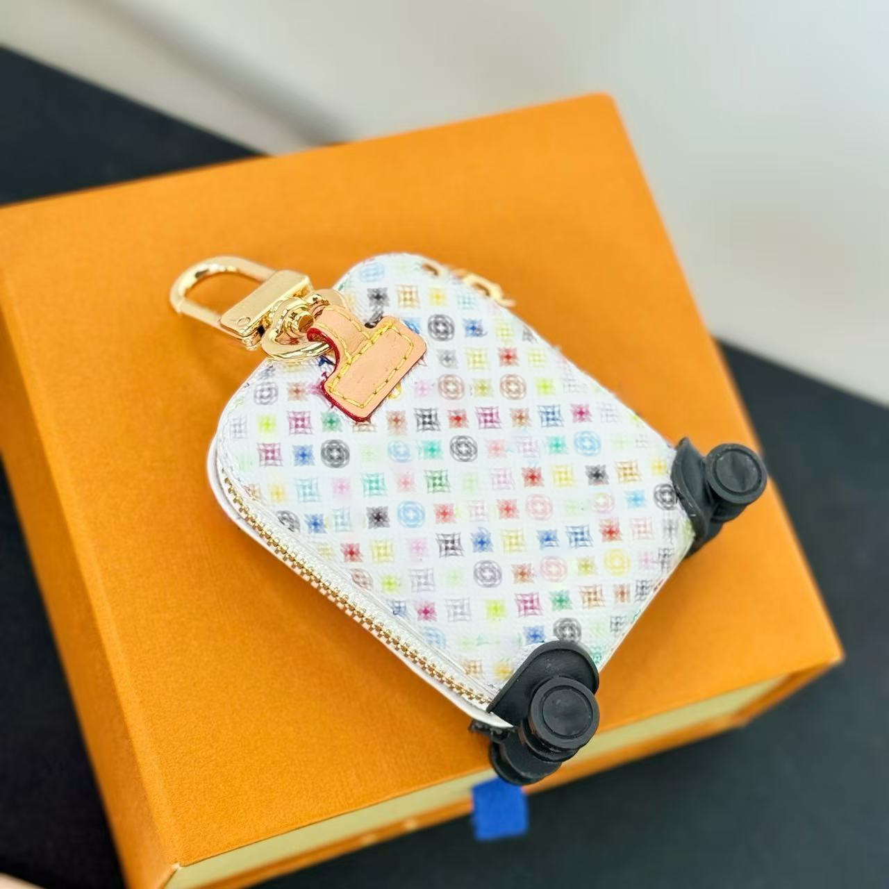 Designer TM Horizon Airpod Case Bag Charm Luxury Multicolor Micro Bag Earphone Case Mini Key Wallet Lady Lipstick Pouch Coin Purse Charm M03745