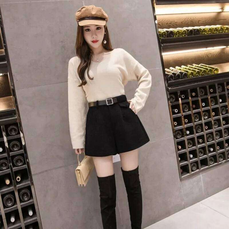 Wide Leg Woolen Shorts Women Winter Thicken Warm Comfortable Vintage Classic Office Lady High Waist All-match Harajuku British XJ260206