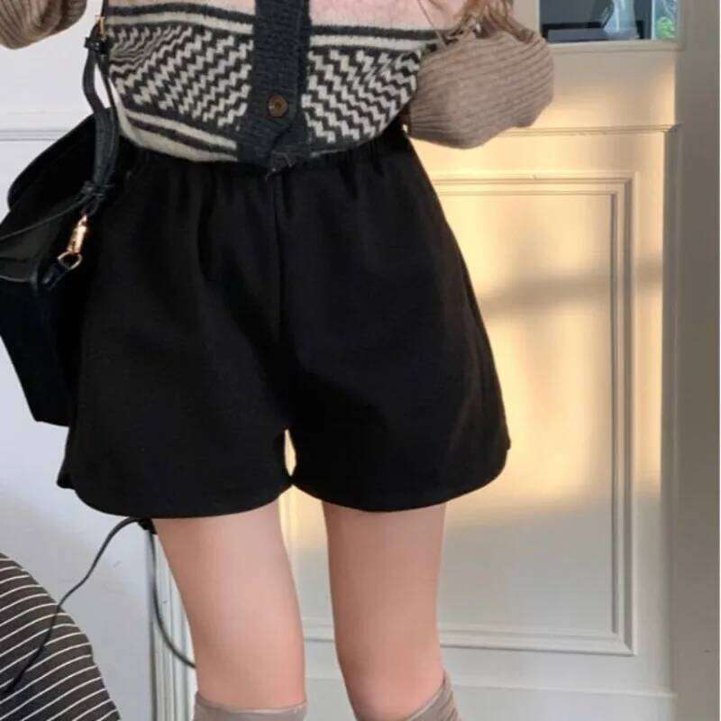 Fluffy Shorts Women Winter A-line High Waist Casual Wide Leg Trousers Ladies Sexy Solid Color Streetwear Fashion Warm Soft Cozy XJ260206