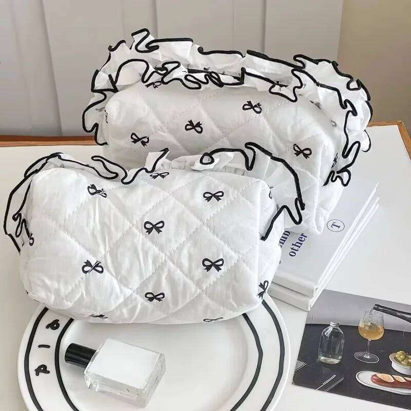 Women Lace Bow Makeup Portable Cosmetic Cute Travel Storage Bag Large Capacity Toiletry Pouch Female Handbag Y260206