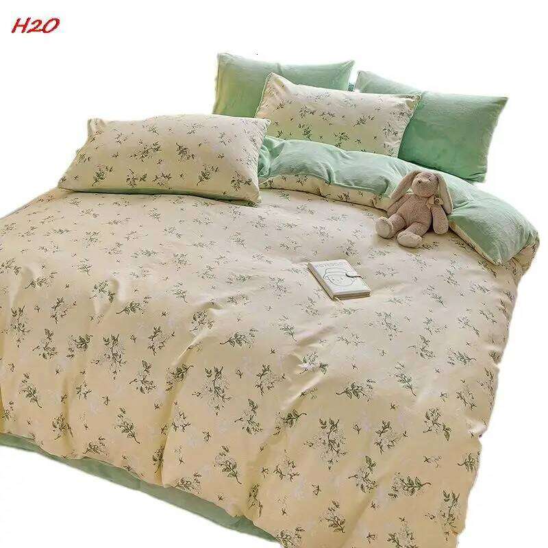 Four Piece Bed Sheet A All B Side Milk Velvet Home Textile Winter Warmth Keeping Cotton Plush Adding Set Bedding XJ260206