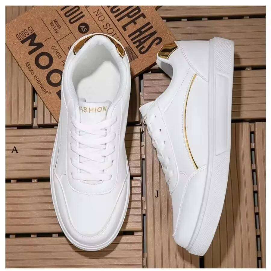 New Men White Skateboarding Comfortable Casual Sneakers Trend Anti Slip Walking Shoes Breathable Soft Soled Footwear Male