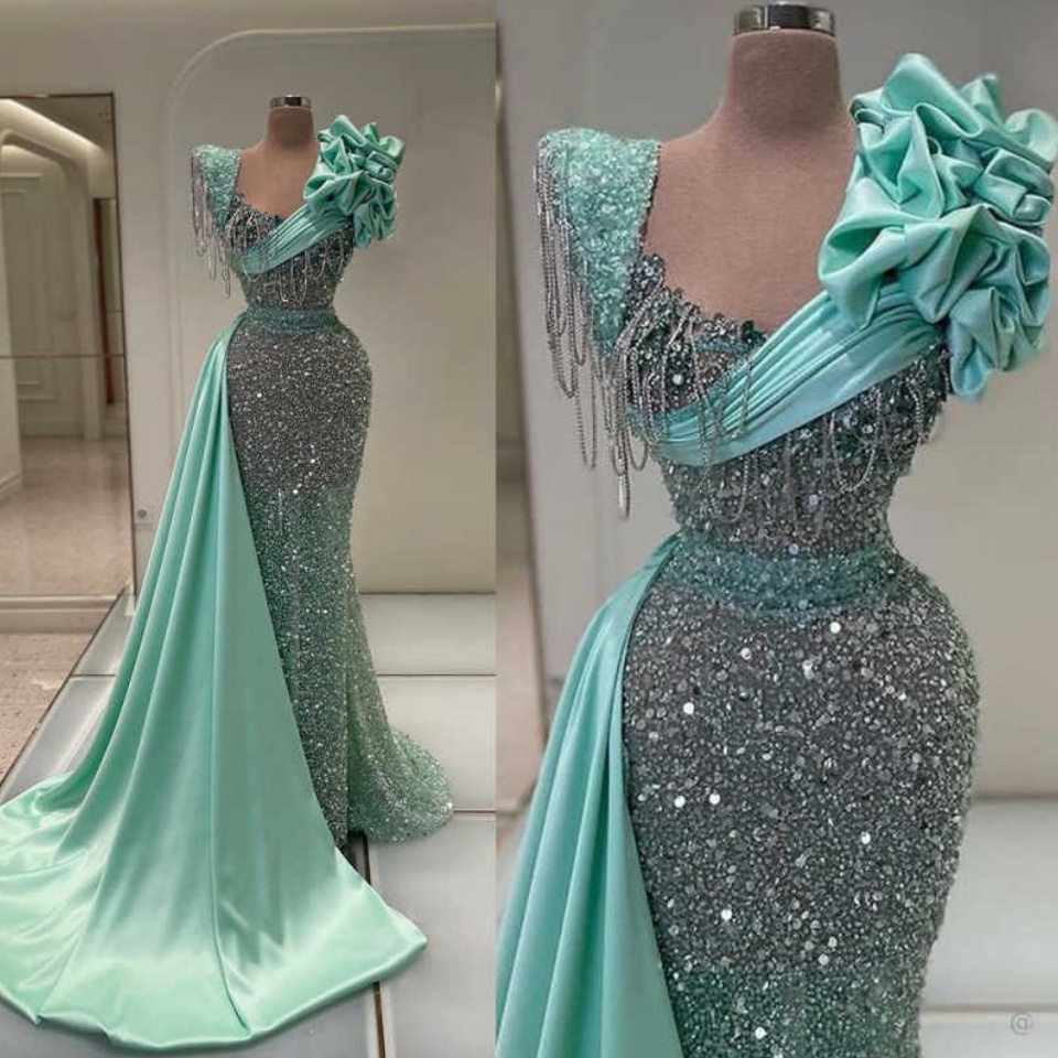 Chic Green Mermaid Prom Dresses Off Shoulder Strapless Evening Dress Custom Made Ruffles Glitter Floor Length Party Gown