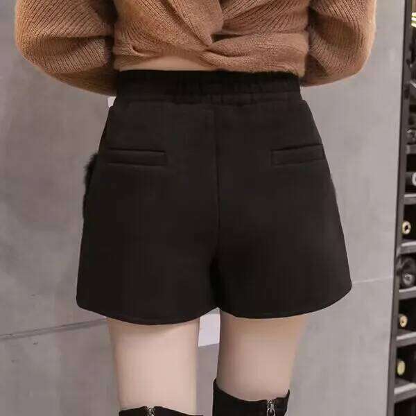 Elastic High Waist Plush 2025 Autumn Winter Artificial Fur Thick Women Femme Casual Ladies Shorts Black Boots Pant XJ260206