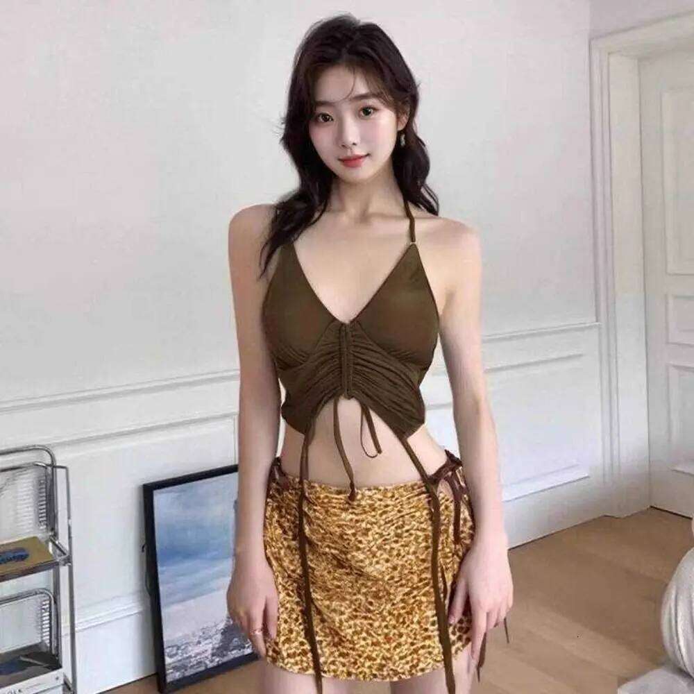 Three Point Coffee Swimsuit Suit Neck Lace-up Design Bikini Set Mini Style Slimming Halter Backless Small Chest Z260206