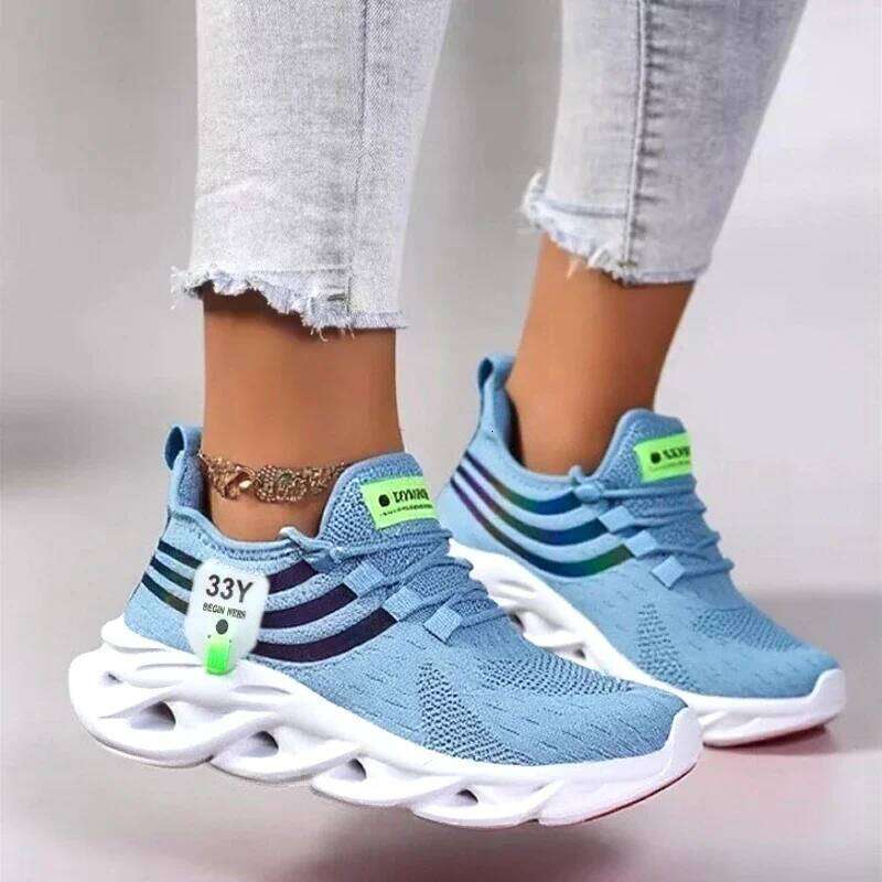Street Fashion Women's Shoestrendy Cool Thick Soled Cushioned Sports Outdoor Tennis Jogging Lightweight Casual Women Shoes