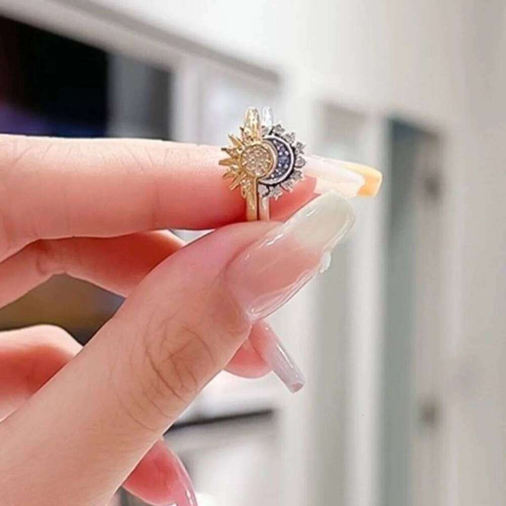Personality, simple design, sun and moon with the same light, stacked rings, couple rings W260206