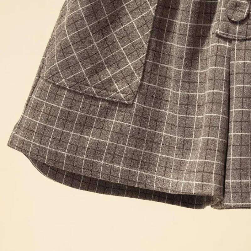 Plaid Shorts Women Loose Big Pockets Elastic High Waist Button Ladies Comfortable Soft Trendy Leisure Elegant Retro Korean Style XJ260206