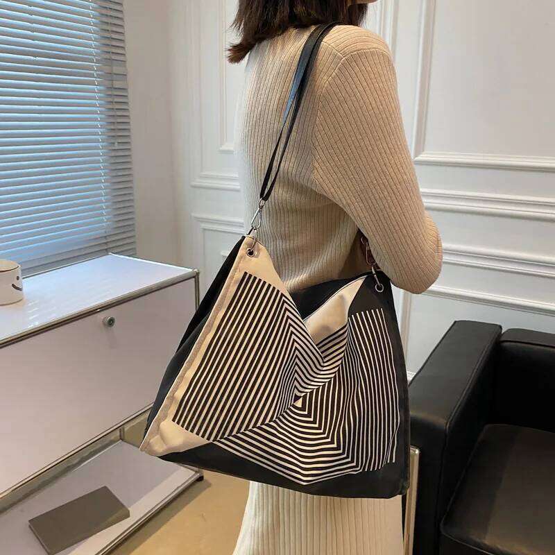 Women's Canvas Shoulder Bag Striped Printed Casual Totes Large Capacity For Ladies 2022 Fashion Vintage Armpit Shopping Handbag Y260205
