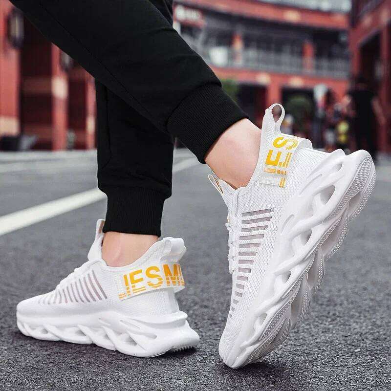 Summer Sneakers Tenis Masculino Breathable Mesh Anti Slip Walking Fashionable Tennis Basketball Jogging Shoes for Men