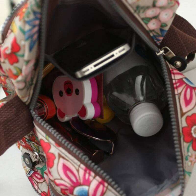 Women's nylon shoulder with floral print and multiple compartments, casual crossbody bag XJ260129