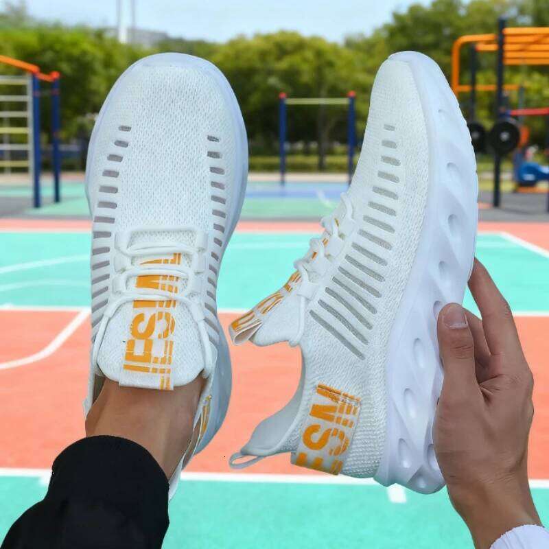 Men's Sneakers Thick Sole Comfortable Casual Lightweight Breathable Brand Running Shoes Luxury Male Tenis Masculino