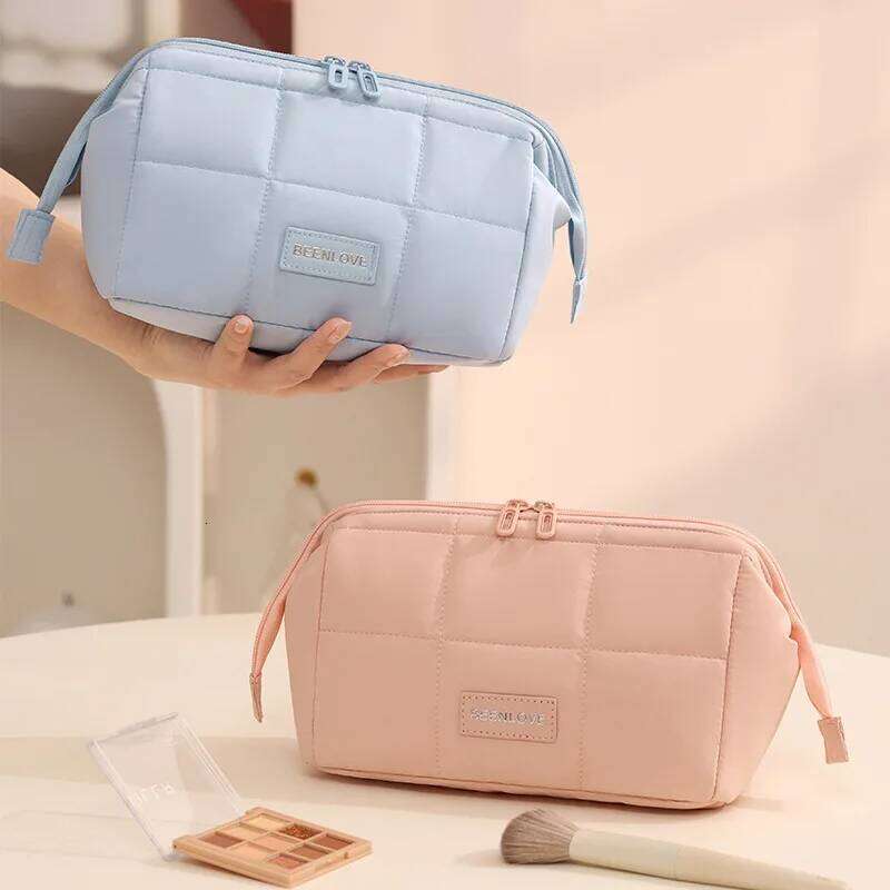 Makeup Toiletry Bag Puffy Make Up Bags Wide Open Pouch Purse Travel Essentials Toiletries Accessories Brushes Y260206