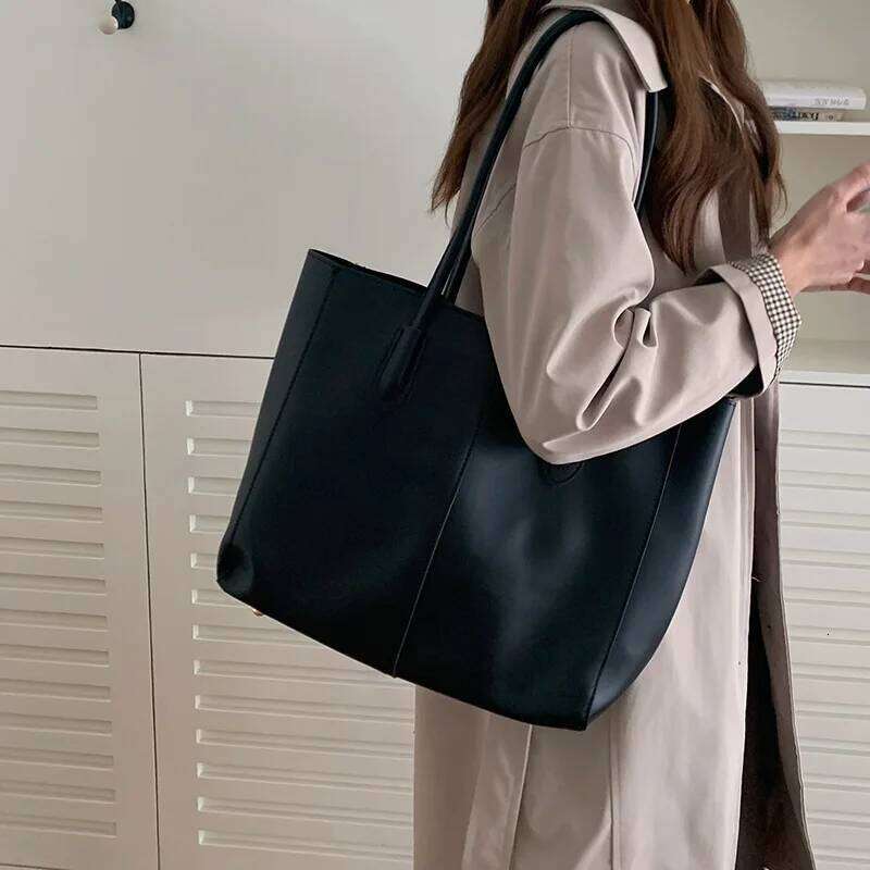 Vintage women's tote bag, new Korean version, large capacity, simple commuting bag,fashionable and versatile,single shoulder bag Y260205