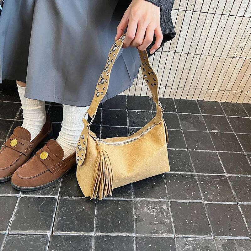 MOODS Fashion Shoulder Bags For Women Rivets Tassels Decored PU Suede Cross Body Bag 2025 Autumn Latest Luxury Designer Handbags Y260205