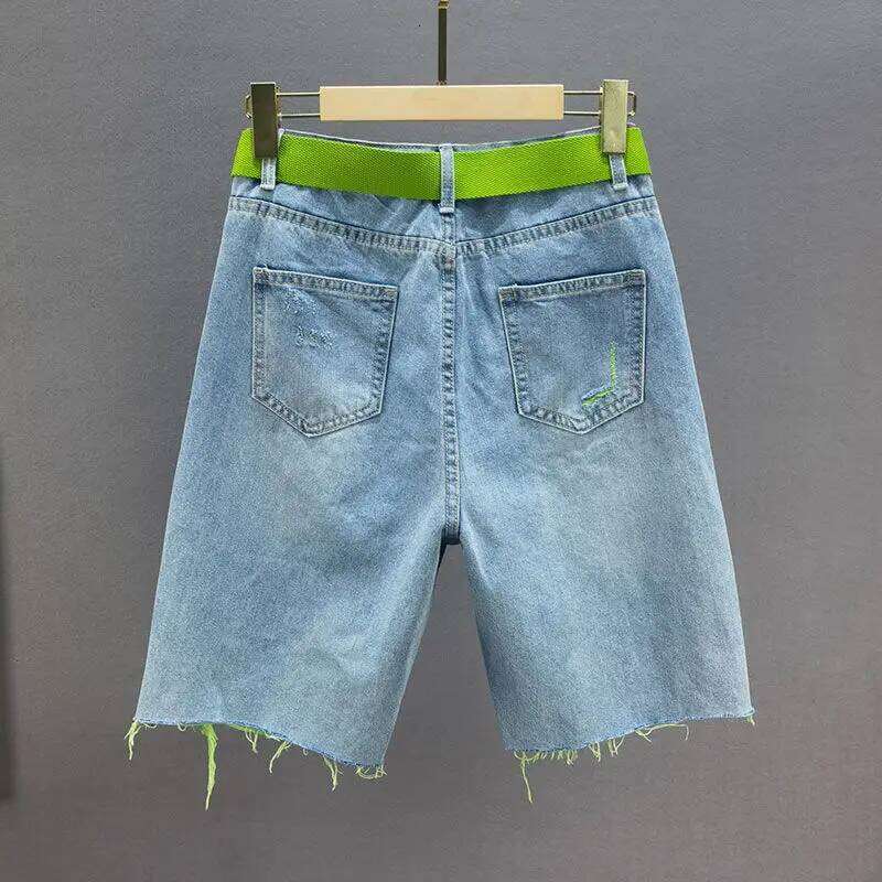 Green Hole Women Summer Pearl Decoration Raw Edge Short Jeans Chic High Waist Loose Straight Denim Shorts XJ260206