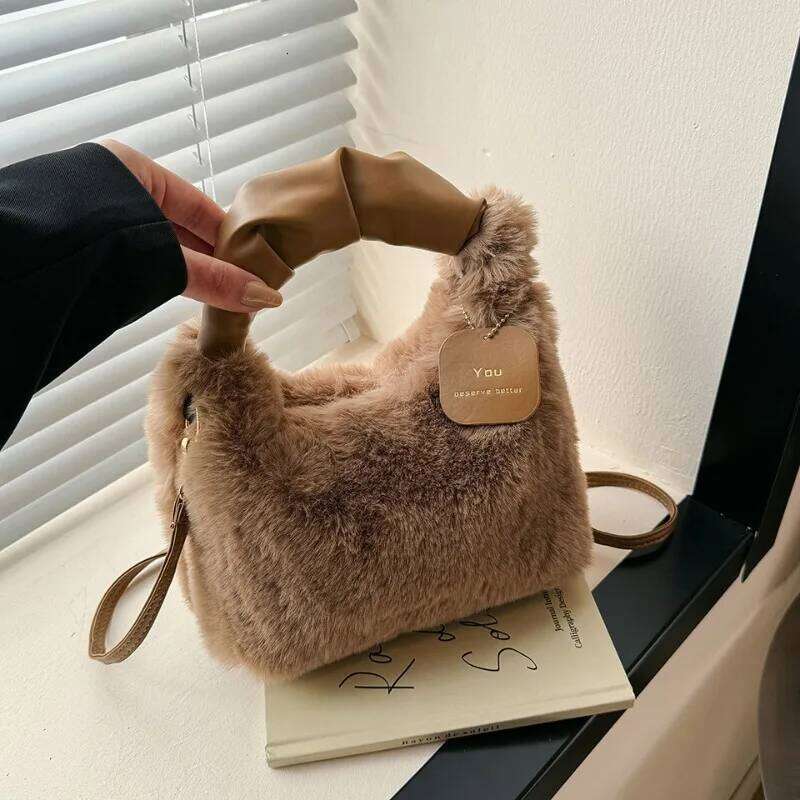 Plush Handbag Women's Fashion One Shoulder Crossbody Autumn and Winter Furry Versatile Tag Bag XJ260129
