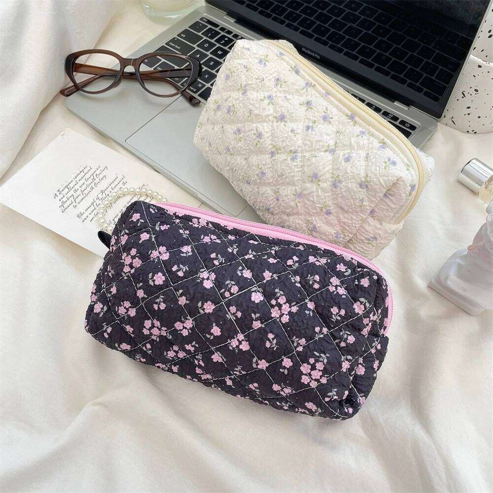 Pink Flower Women Makeup Bag Travel Organizer Coins Handbag Pouch Girls Cute Cartoon Square Zipper Cosmetic Bags Y260206