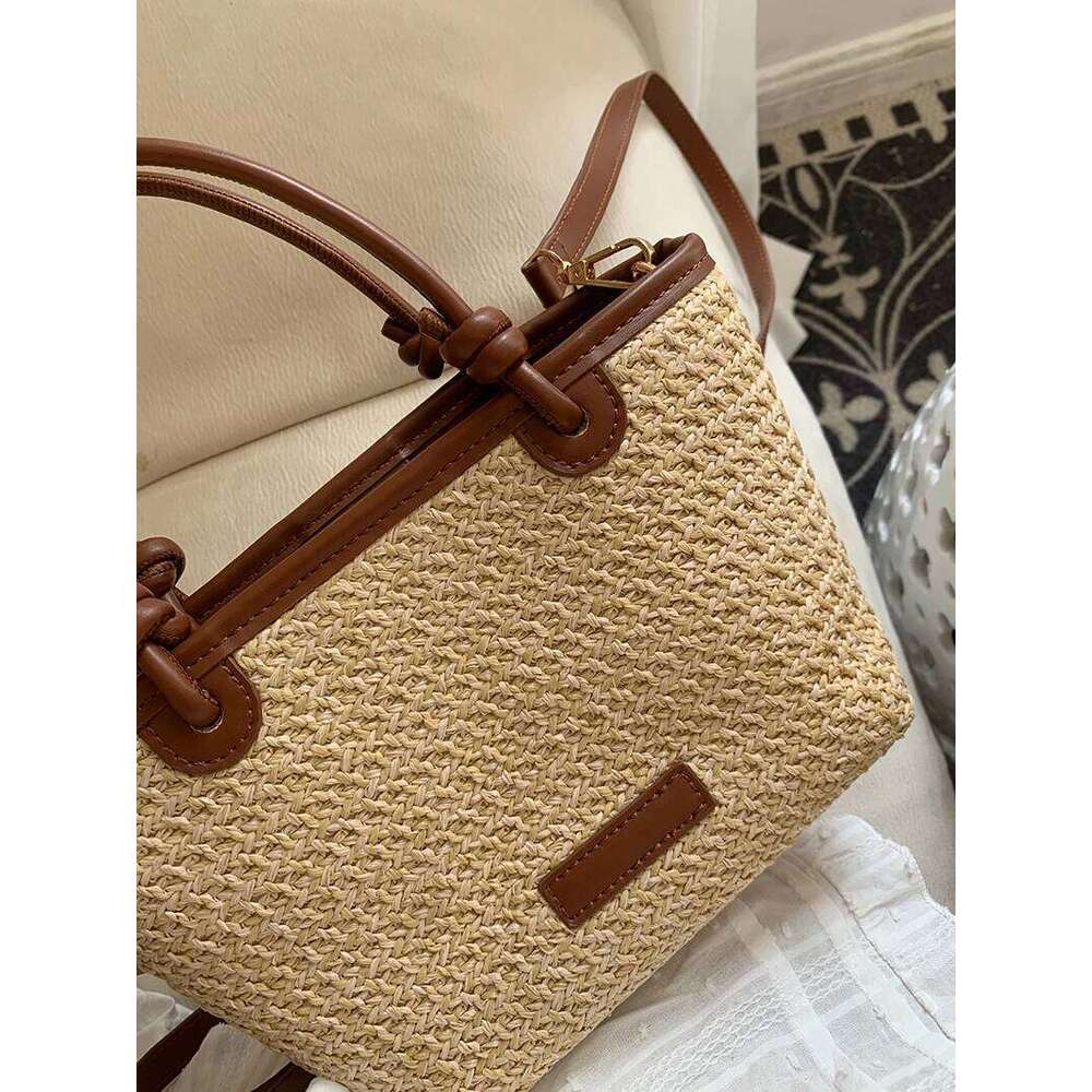 Summer Vacation Women's Beach Straw Shoulder Bag Retro Design Ladies Portable Crossbody Bags Knot Basket Woven Tote Handbags Y260205