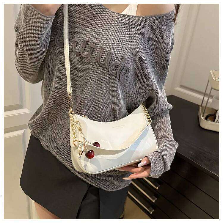 Fashion Retro PU Black Shoulder Crossbody Crescent Classic Cherry Pendant Design Women Armpit Bag Girls Festival Gifts XJ260129
