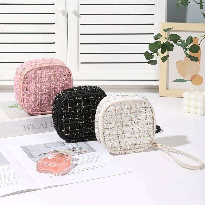 Simple Mini Makeup Storage Ladies Portable Lipstick Key Coin Data Line Organizer Pouch Girl Sanitary Napkins Tote Bag Y260206