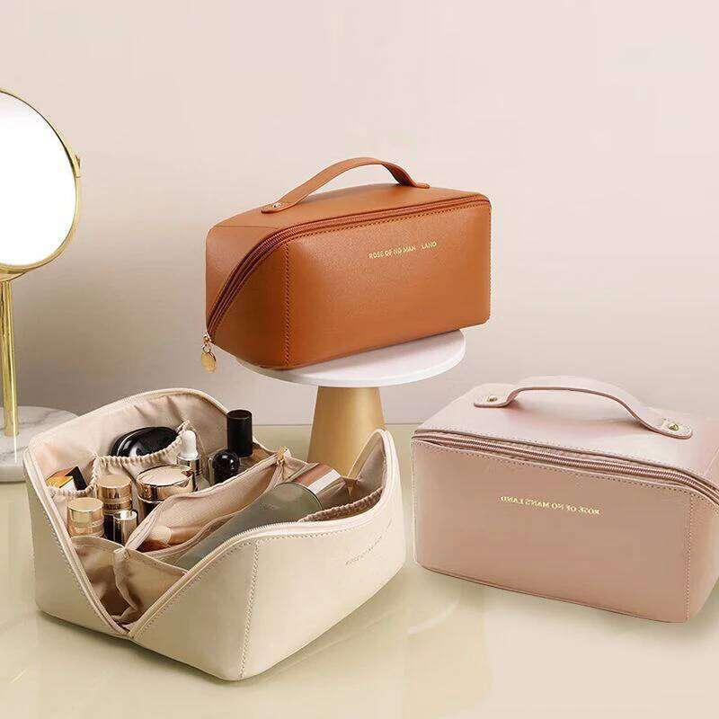 Travel Portable Women Makeup Case Waterproof Multifunctional Pouch Women's Cosmetic Bag Y260206
