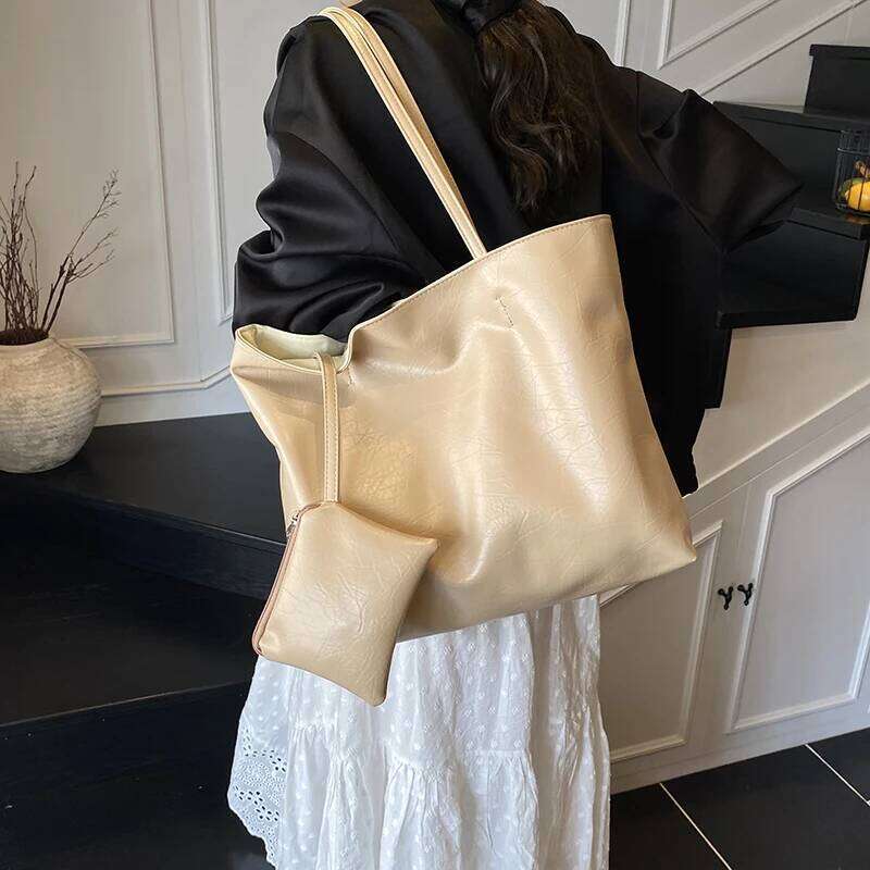 LEFTSIDE high-capacity PU Leather Tote Bags For Women 2025 New Trend Female Shoulder Bag Soft Solid Color Handbags And Purses Y260205