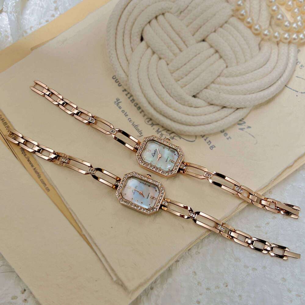 1pc Gold Tone French Style Fashionable Elegant Pearl Dial Set With Rhinestones Bracelet Watch For Women, Simple & Retr ladies Z260206