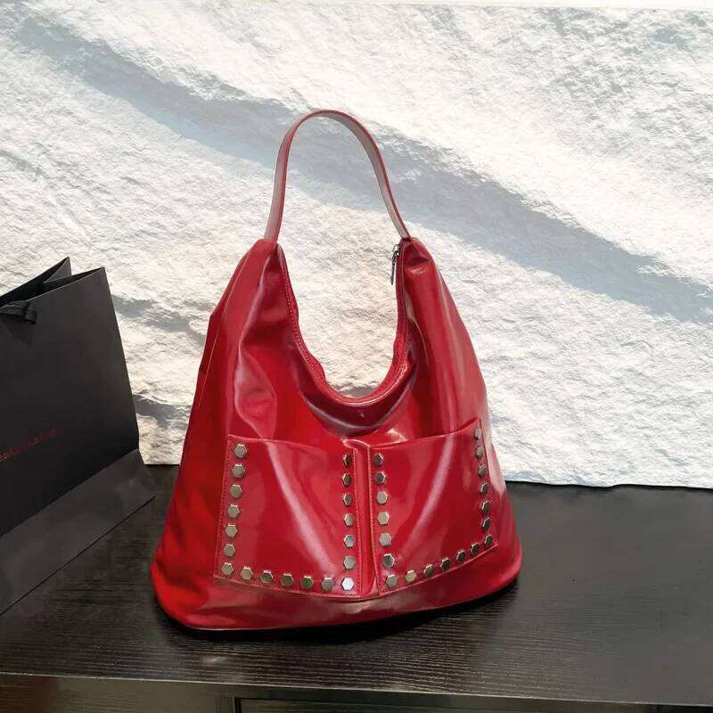 Solid Color PU Rivet Decorate Commuter Zipper Large Capacity Shoulder 2025 Hot Sale Bags for Women Versatile Handbag Y260205