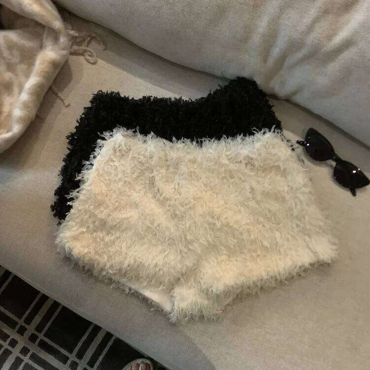 Women's Autumn Winter Tassel Shorts Lady Fluffy High Waist Solid Color Short Pants XJ260206