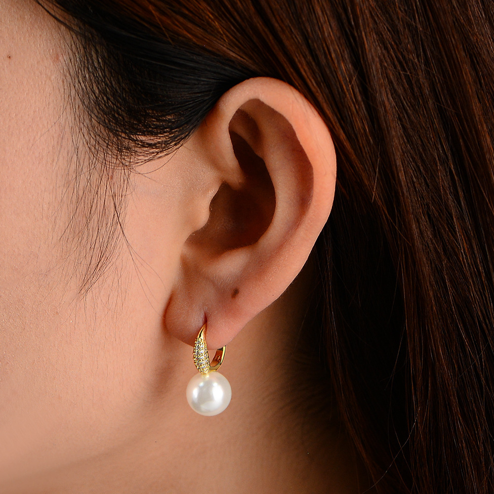 French-style sterling silver pearl earrings, fashionable, niche, simple, versatile, light luxury, elegant, high-end earrings