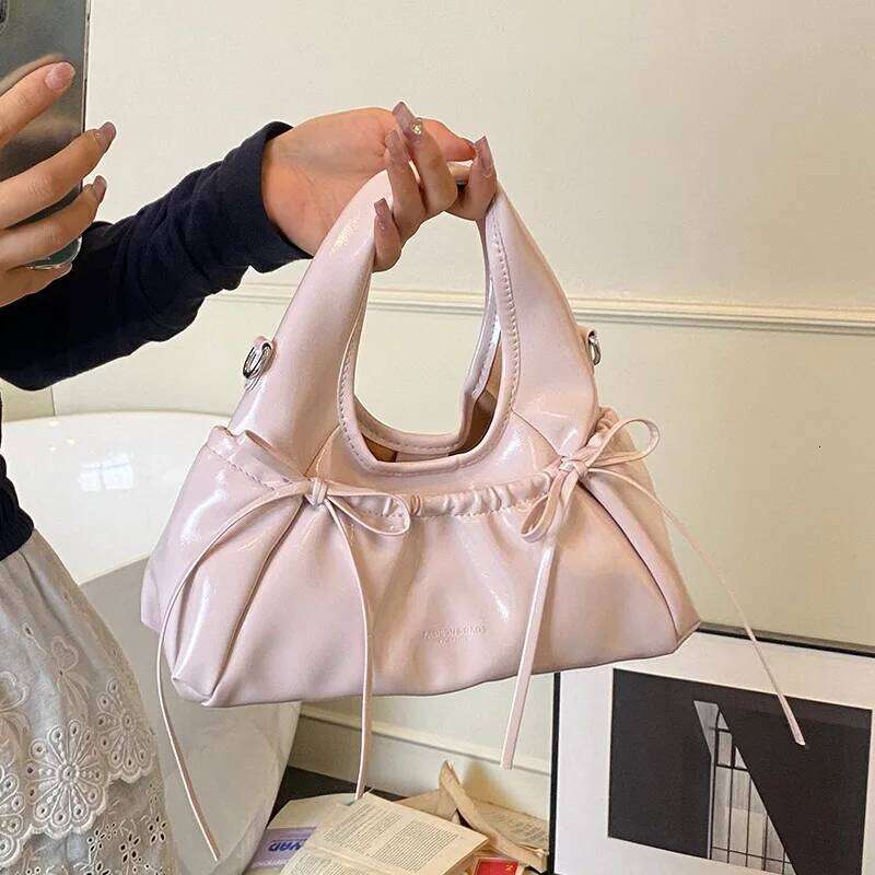 Tote Cute Kawaii Small New Summer Chic Versatile Crossbody Bag Trendy Popular Hand Held Handbag Sweet Style HandBag Y260205