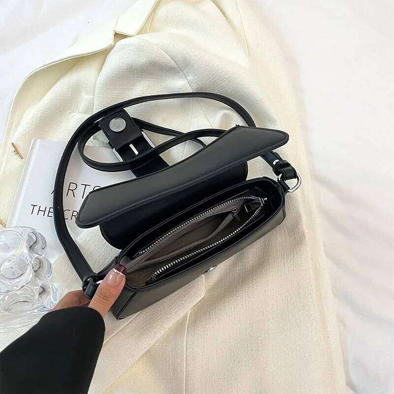 Solid color Leather Crossbody Bags For Women Luxury Brand Underarm Shoulder Bag Fashion Trend Women's Designer Handbag and Purse Y260205