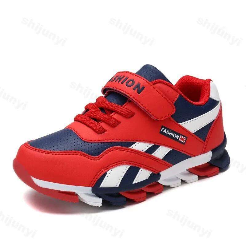 Boys' Fashion Trend Low Top Thick Sole Casual Sports Shoes 2025 Autumn New Style Childrens' Comfortable Platform Chunky sneakers 26Y0206