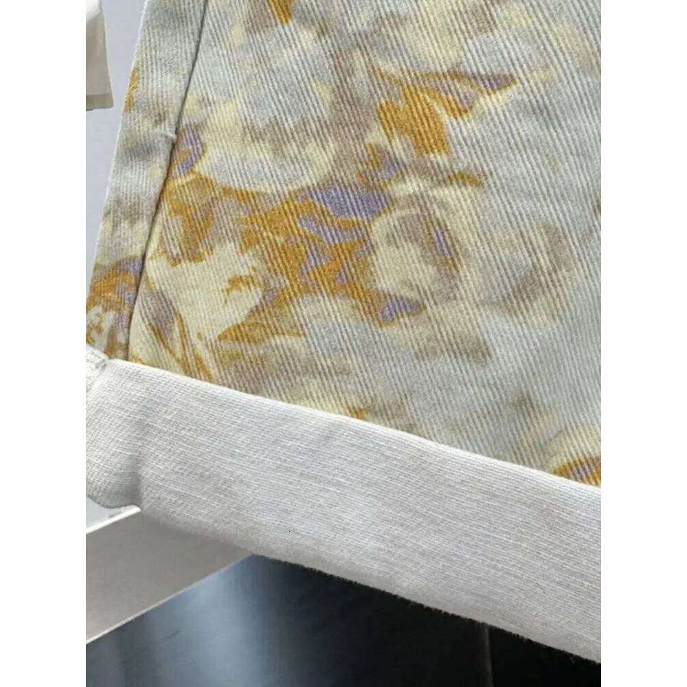 2025 Summer New Personalized Printing A-word Denim Loose Wide-footed Hot Pants Cargo Shorts Women C260206