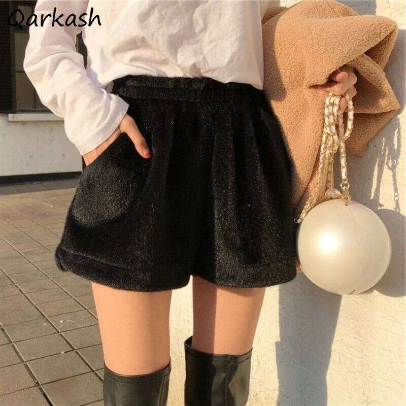 Solid Shorts Women Autumn Winter Soft All-match Side Slit Thicker Elastic Pocket High Waist Plush Warm Simple Office Lady XJ260206
