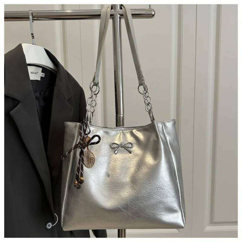 Pu Shoulder Bags for Women Small Bow Tote with Pendant Summer Designer Fashion Handbags and Purses Trend Crossbody Bag Y260205